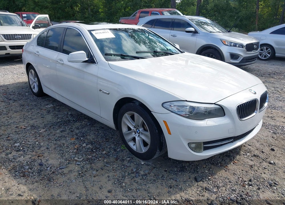 2011 BMW 528I VIN: WBAFR1C53BC739696