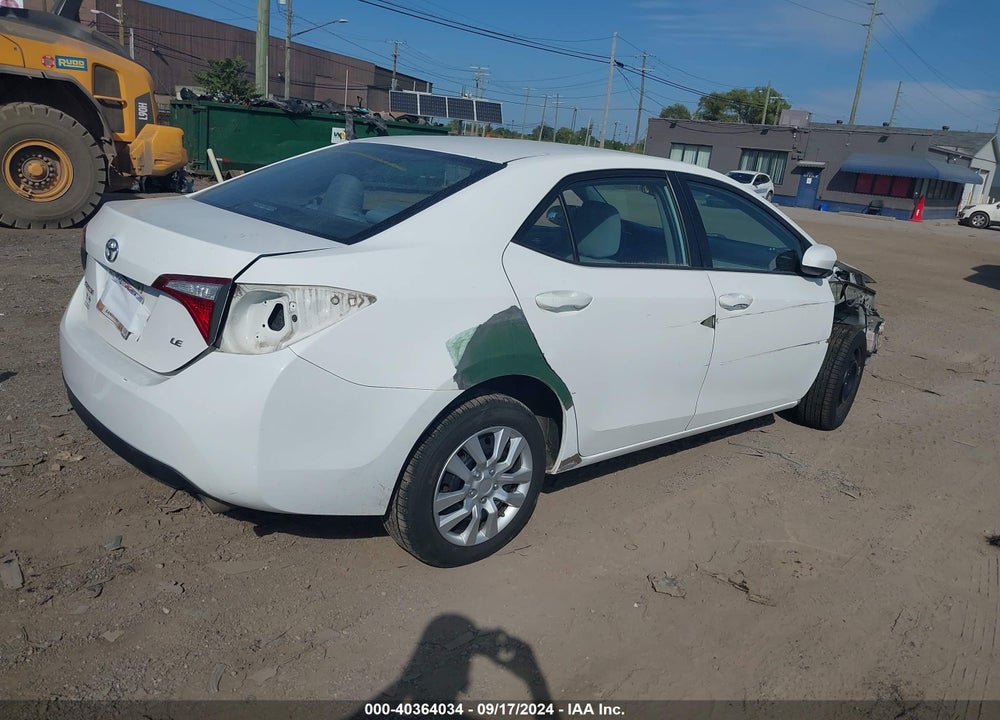 2015 TOYOTA COROLLA LE VIN: 5YFBURHE0FP226197
