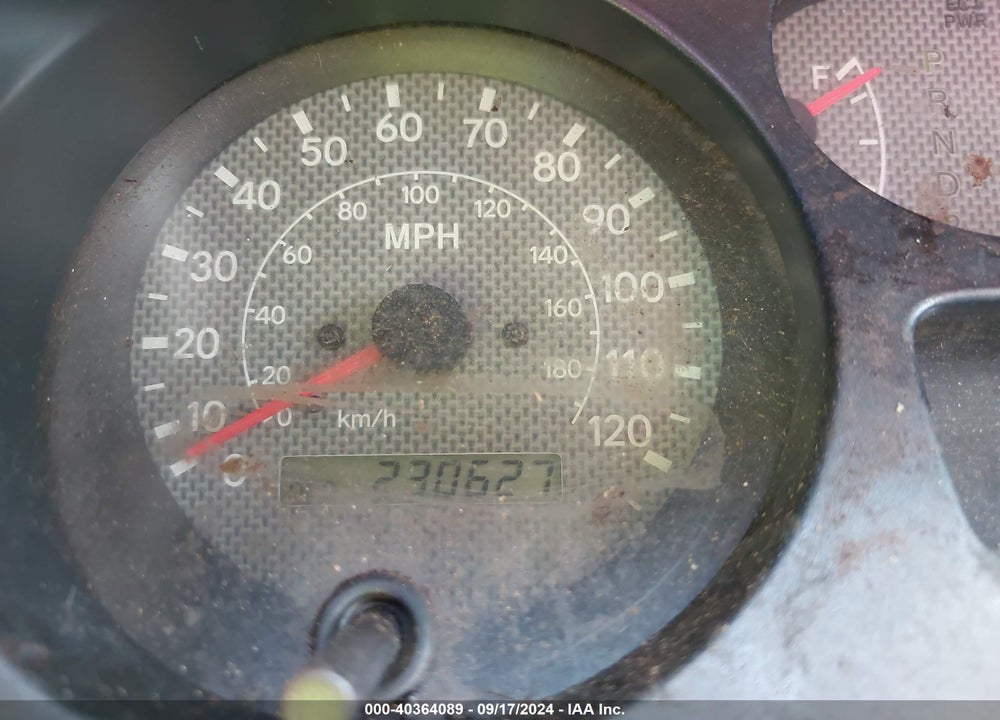 1998 TOYOTA RAV4 VIN: JT3HP10V8W7082404