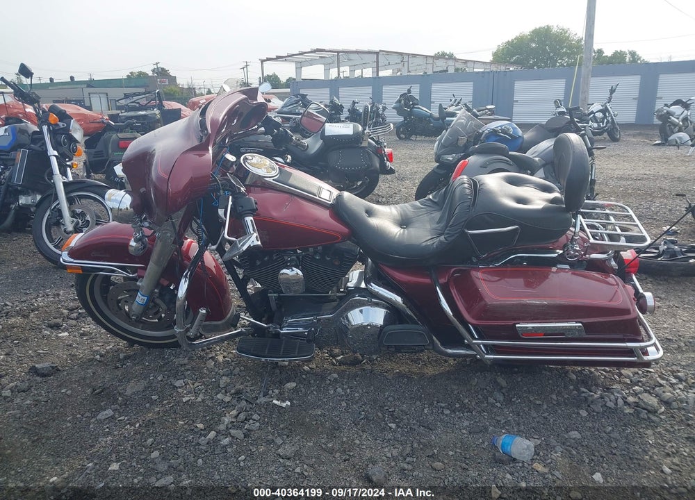 2001 HARLEY-DAVIDSON FLHTCI VIN: 1HD1FFW141Y643328