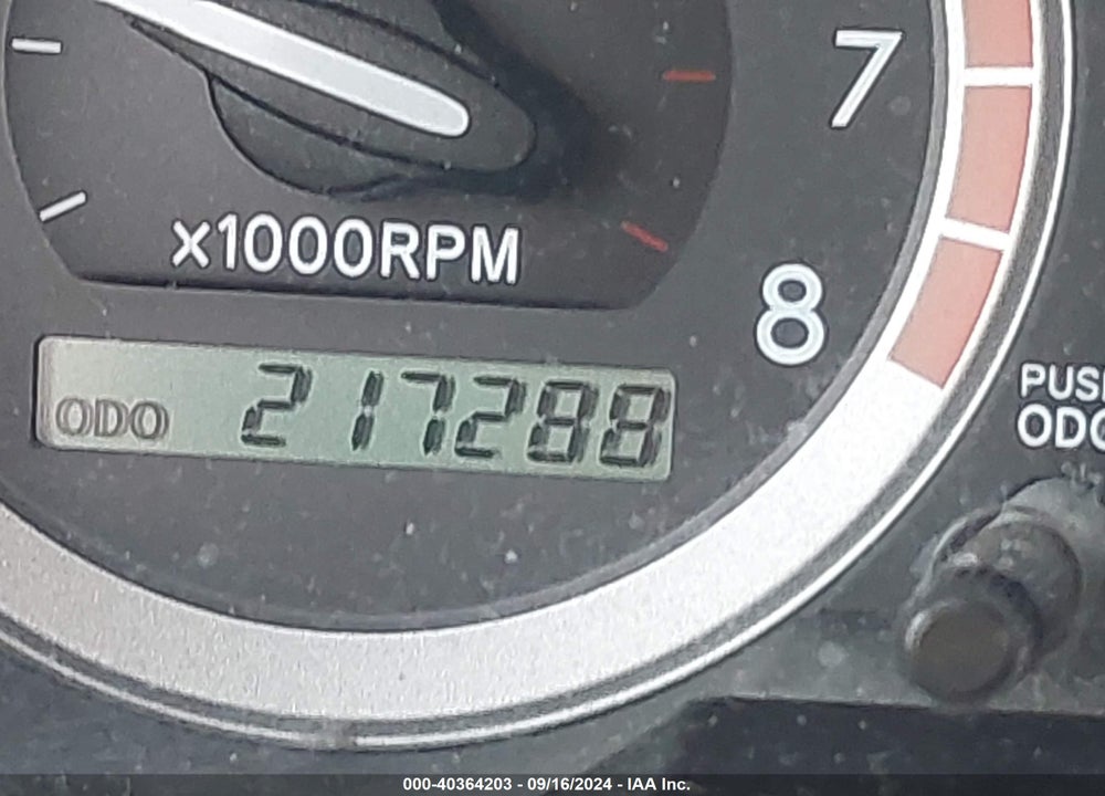 2004 TOYOTA SIENNA XLE VIN: 5TDZA22CX4S185992