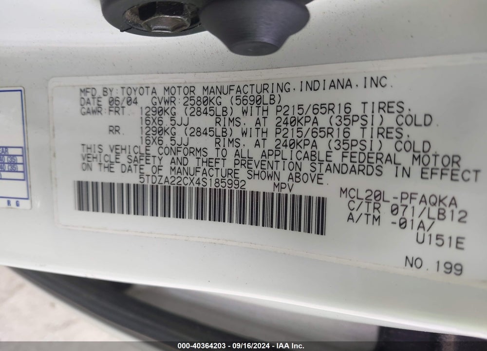 2004 TOYOTA SIENNA XLE VIN: 5TDZA22CX4S185992