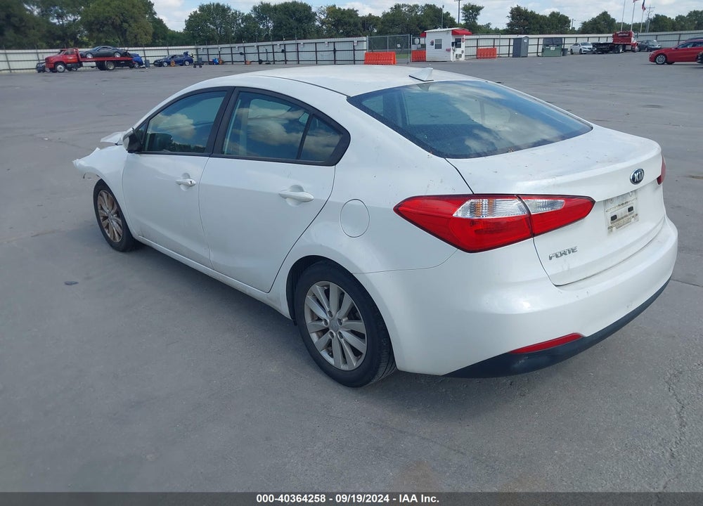 2016 KIA FORTE LX VIN: KNAFX4A6XG5605105