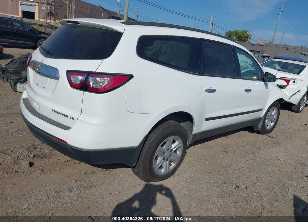 2016 CHEVROLET TRAVERSE LS VIN: 1GNKVFED5GJ194576