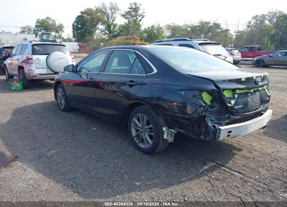 2017 TOYOTA CAMRY SE VIN: 4T1BF1FK2HU300158