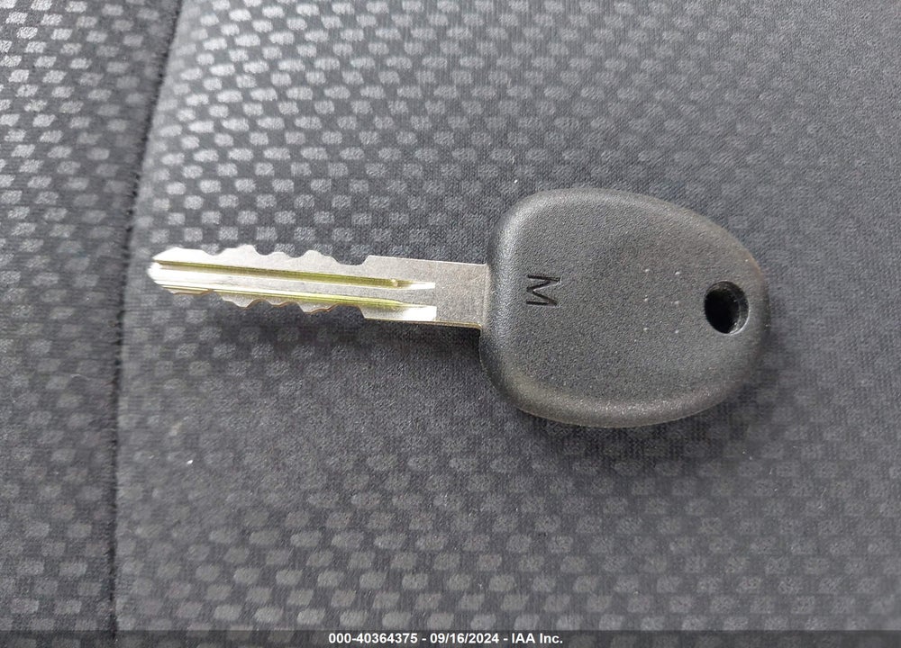 2013 NISSAN ROGUE S VIN: JN8AS5MV5DW139551