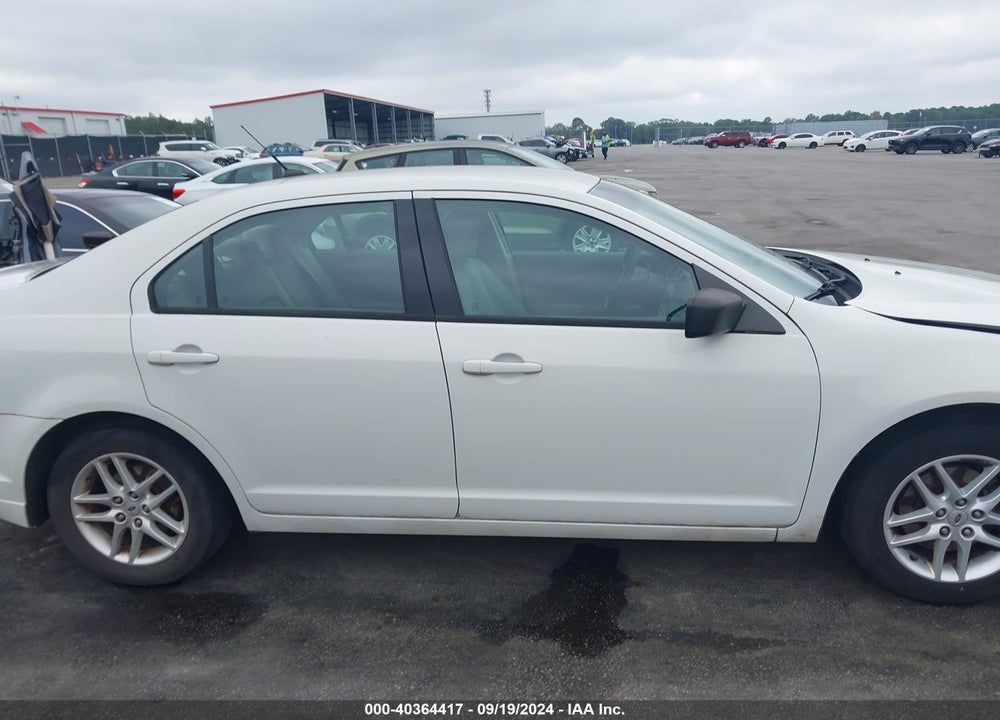 2010 FORD FUSION S VIN: 3FAHP0GA0AR381997