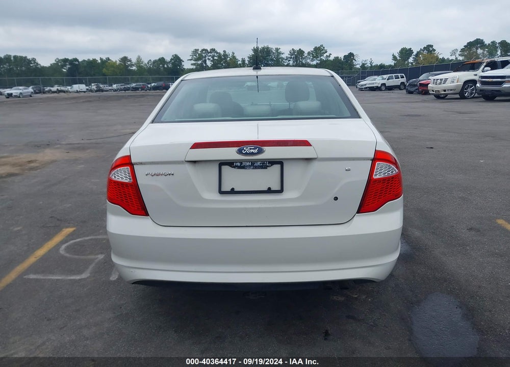 2010 FORD FUSION S VIN: 3FAHP0GA0AR381997