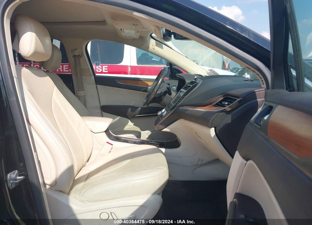 2016 LINCOLN MKC RESERVE VIN: 5LMCJ3C96GUJ31502