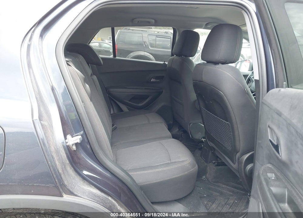 2019 CHEVROLET TRAX LS VIN: 3GNCJNSB0KL312600