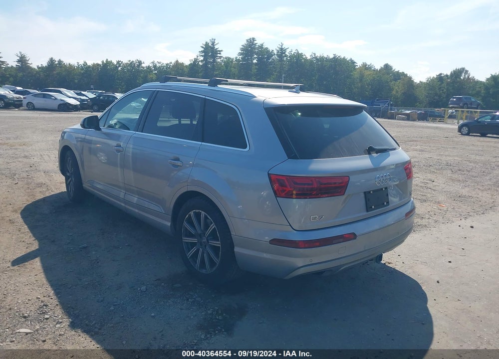 2017 AUDI Q7 3.0T PREMIUM VIN: WA1LAAF72HD002934