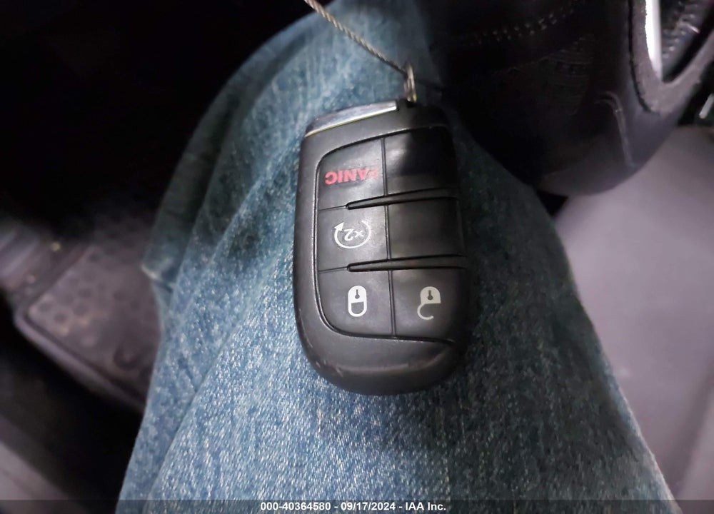 2019 JEEP RENEGADE LATITUDE 4X4 VIN: ZACNJBBB1KPK66750