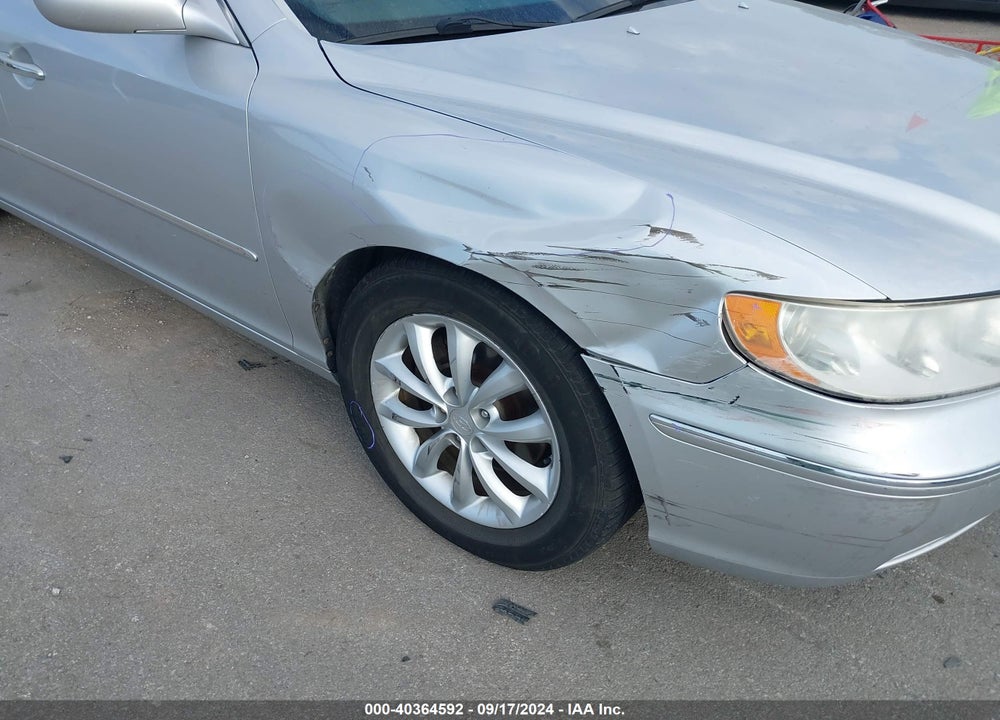 2008 HYUNDAI AZERA LIMITED VIN: KMHFC46F38A258695