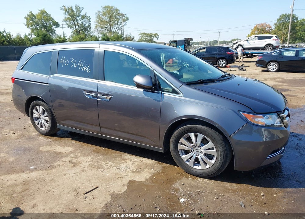2017 HONDA ODYSSEY SE VIN: 5FNRL5H32HB025084