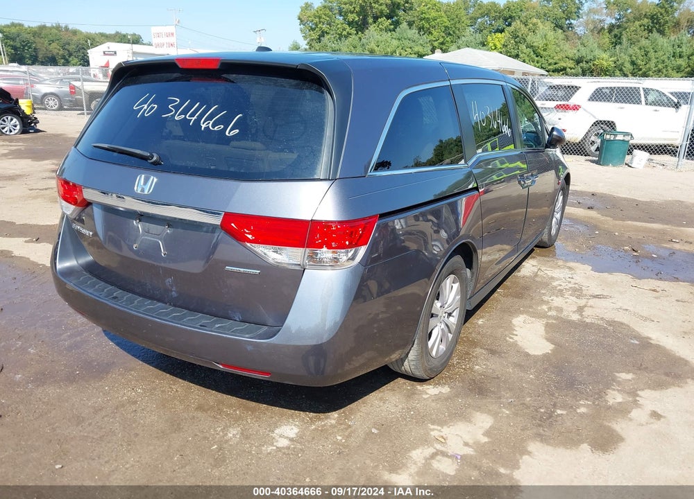2017 HONDA ODYSSEY SE VIN: 5FNRL5H32HB025084