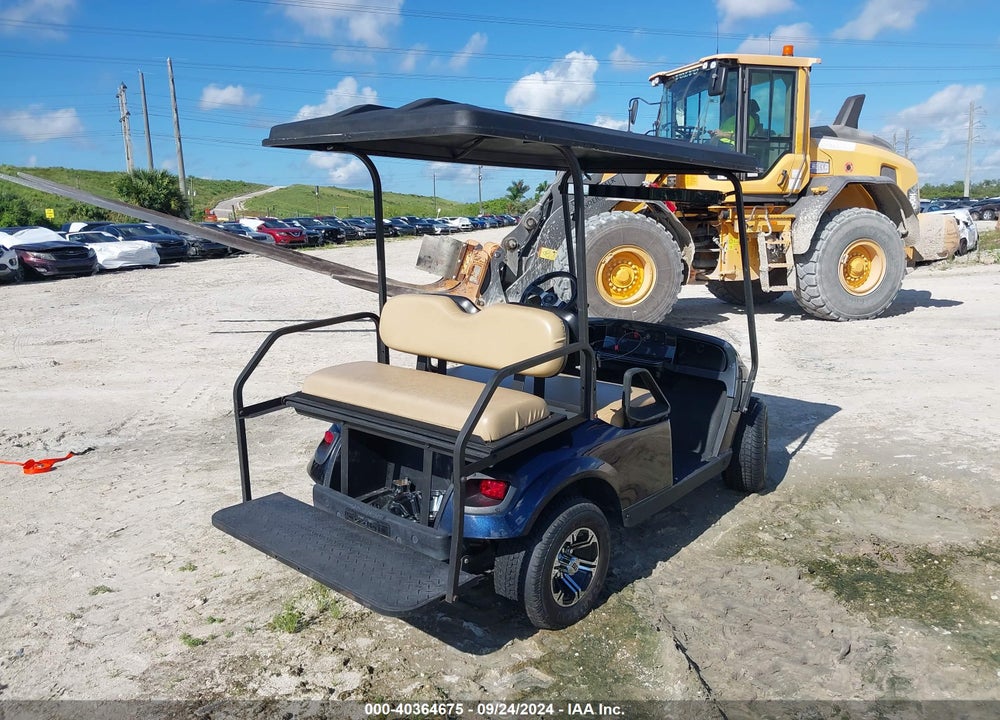 2011 EZ GO GOLF CART VIN: 2752703