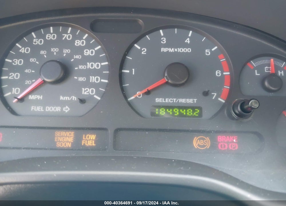 2003 FORD MUSTANG DELUXE VIN: 1FAFP44433F446483