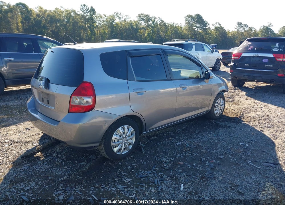 2007 HONDA FIT VIN: JHMGD38467S036056