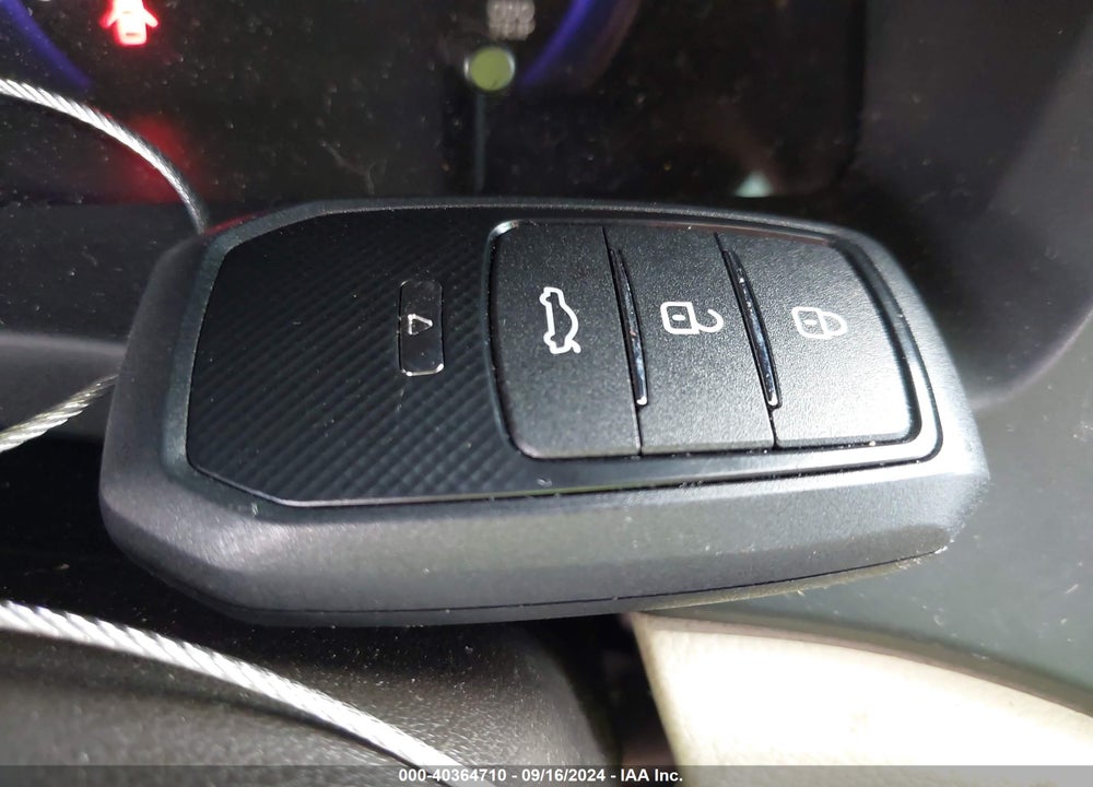 2010 LEXUS HS 250H VIN: JTHBB1BA5A2007092