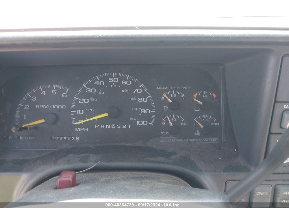 1998 CHEVROLET K1500 FLEETSIDE VIN: 2GCEK19R7W1147890
