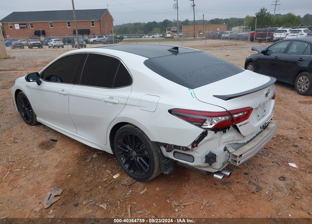 2021 TOYOTA CAMRY XSE HYBRID VIN: 4T1K31AK8MU566360