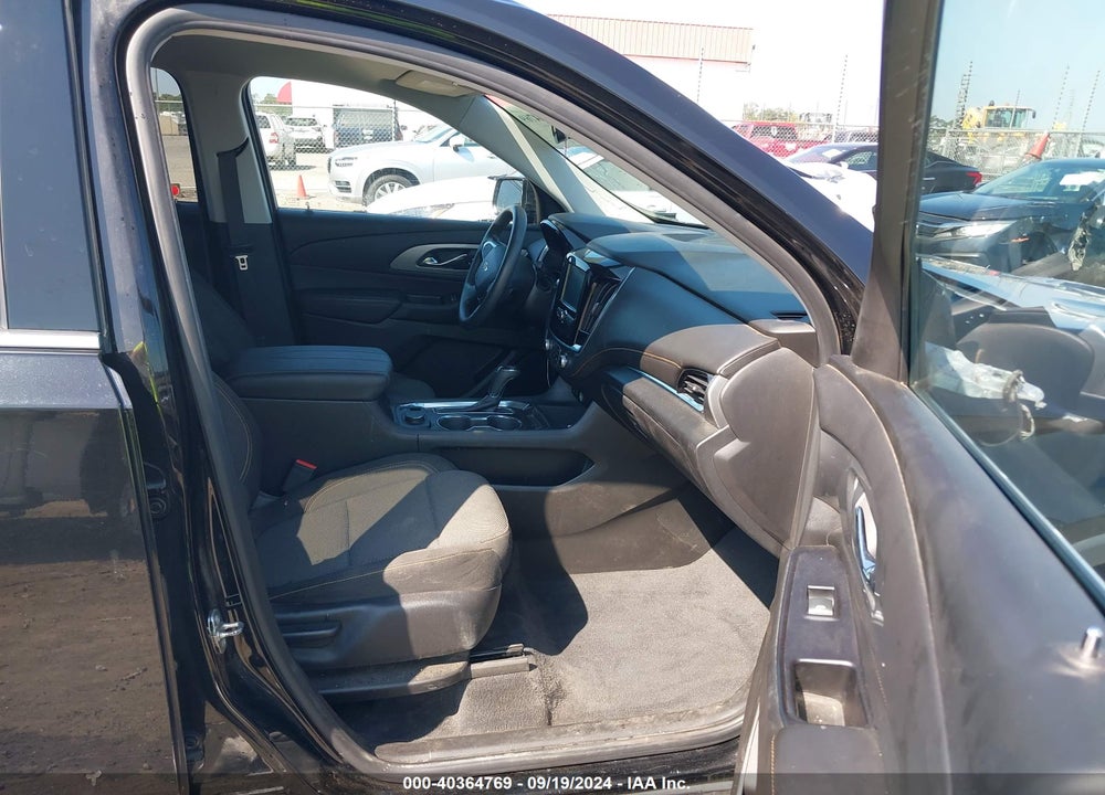 2019 CHEVROLET TRAVERSE LS VIN: 1GNEVFKW1KJ149145