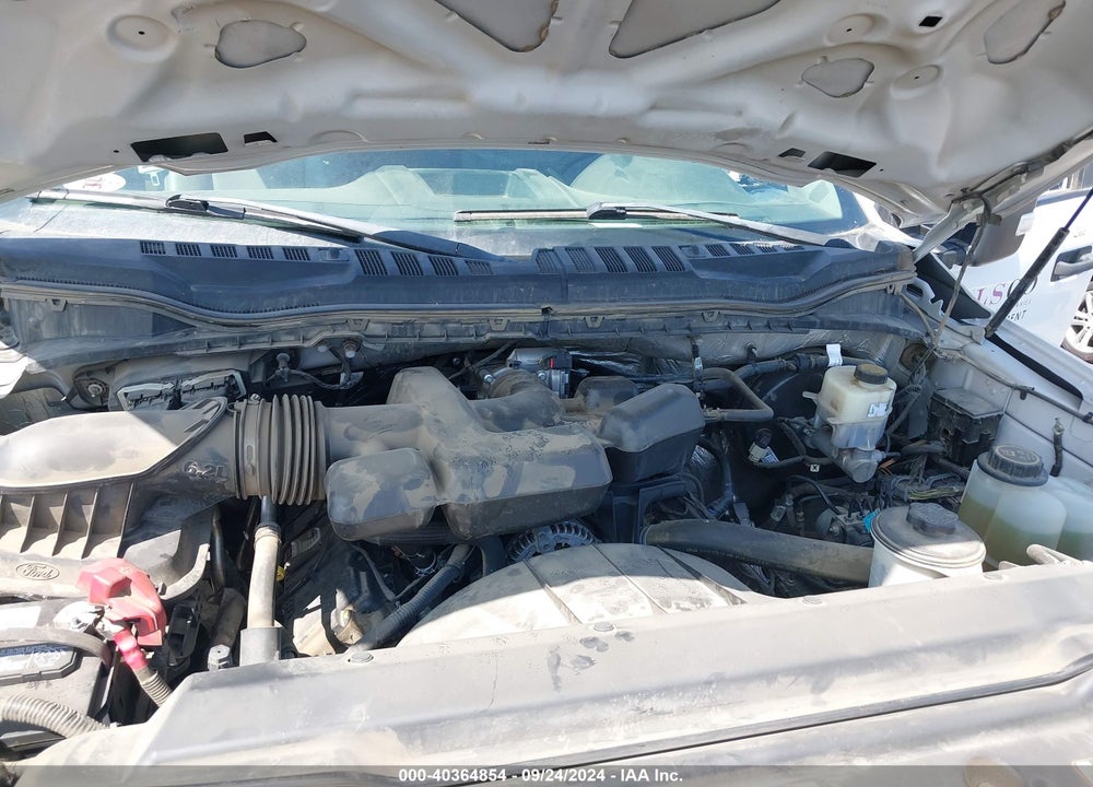 2019 FORD F-350 CHASSIS XL VIN: 1FD8W3E64KED56713