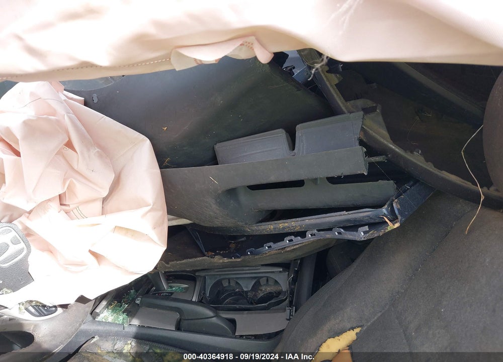 2012 HONDA ACCORD VIN: 1HGCP3F82CA001884