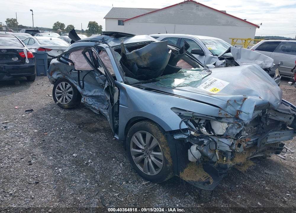 2012 HONDA ACCORD VIN: 1HGCP3F82CA001884