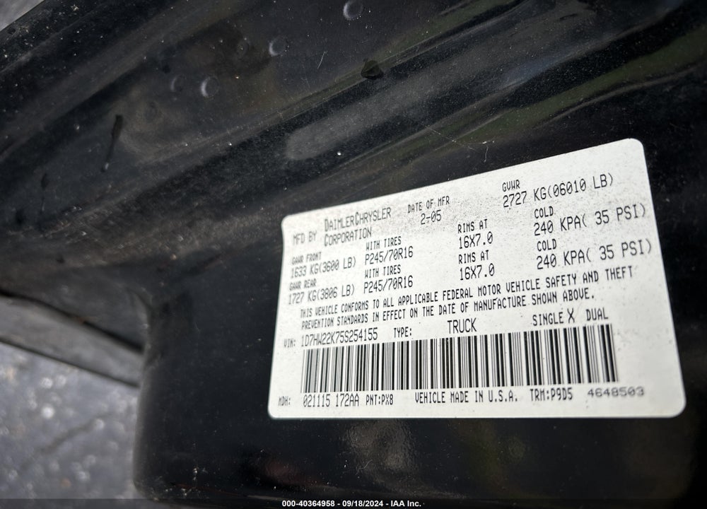 2005 DODGE DAKOTA VIN: 1D7HW48N15S236165