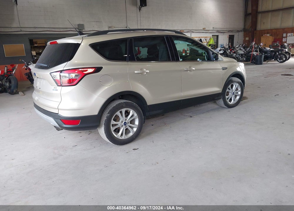 2018 FORD ESCAPE SE VIN: 1FMCU9GD5JUC53755