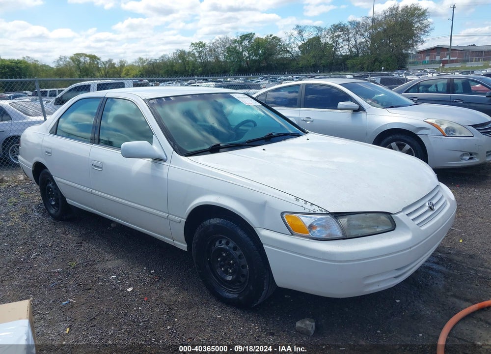 1997 TOYOTA CAMRY LE VIN: 4T1BG22K3VU767058