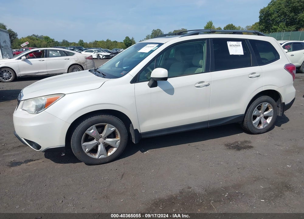 2014 SUBARU FORESTER 2.5I PREMIUM VIN: JF2SJAEC4EH549628