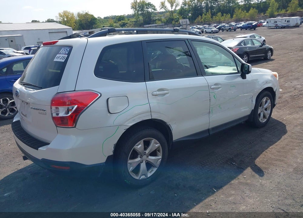 2014 SUBARU FORESTER 2.5I PREMIUM VIN: JF2SJAEC4EH549628
