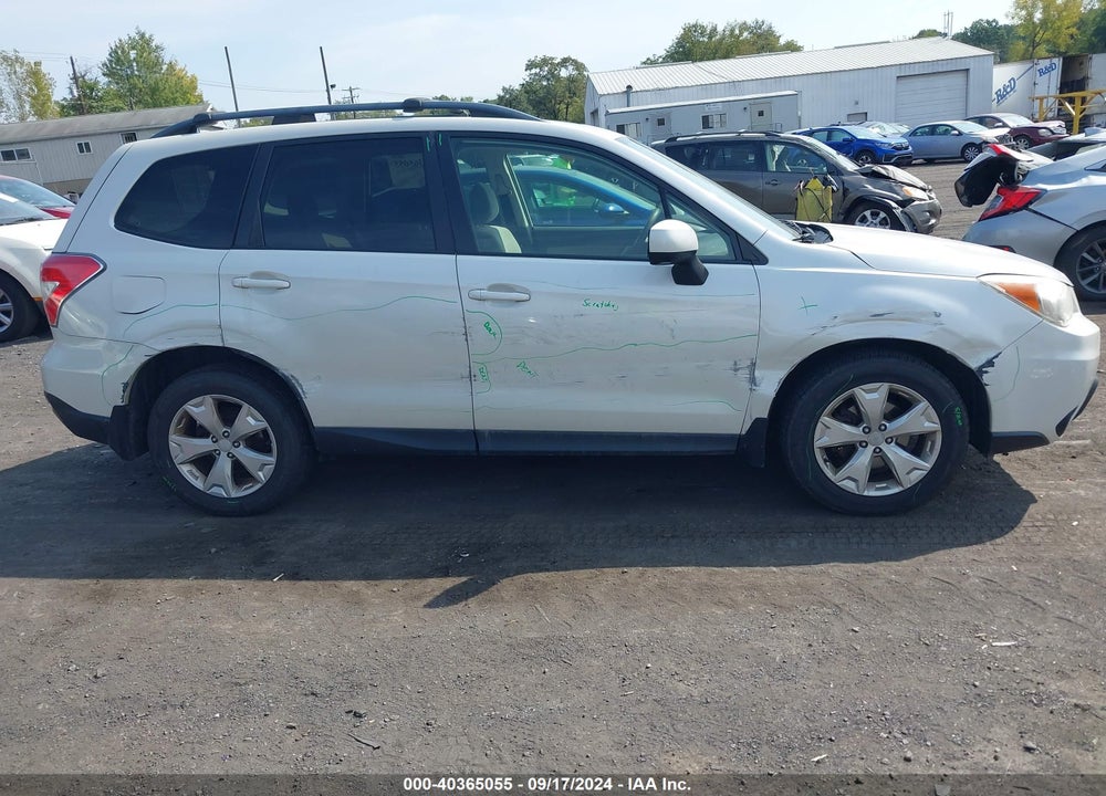 2014 SUBARU FORESTER 2.5I PREMIUM VIN: JF2SJAEC4EH549628