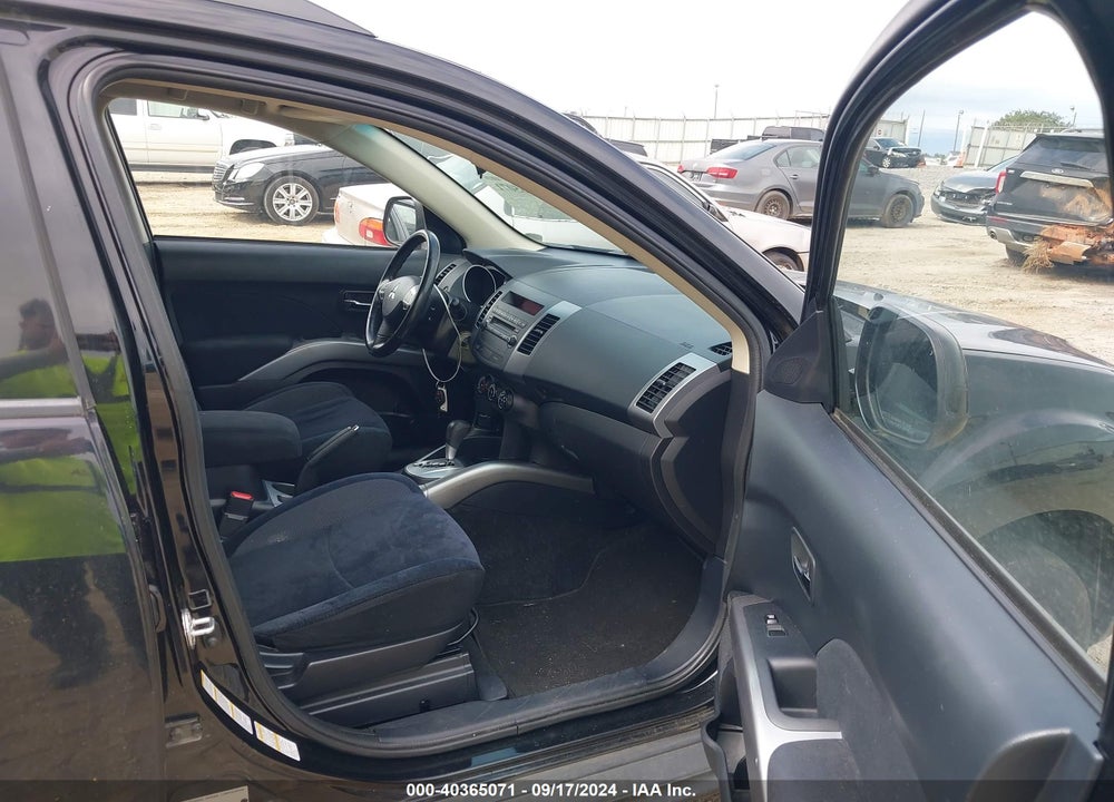 2013 MITSUBISHI OUTLANDER ES VIN: JA4AS2AW1DU010459