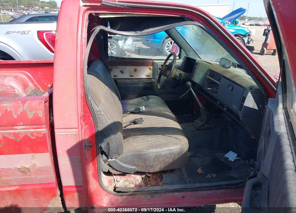 1989 CHEVROLET S TRUCK VIN: 1GCBS14EXK2196826