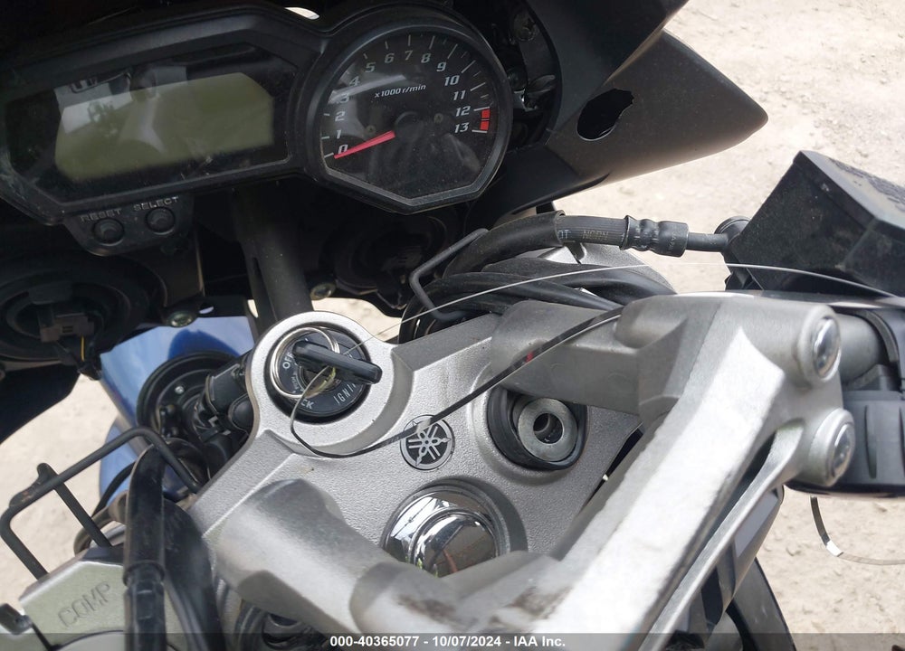 2009 YAMAHA FZ1 SC VIN: JYARN17Y39A001575