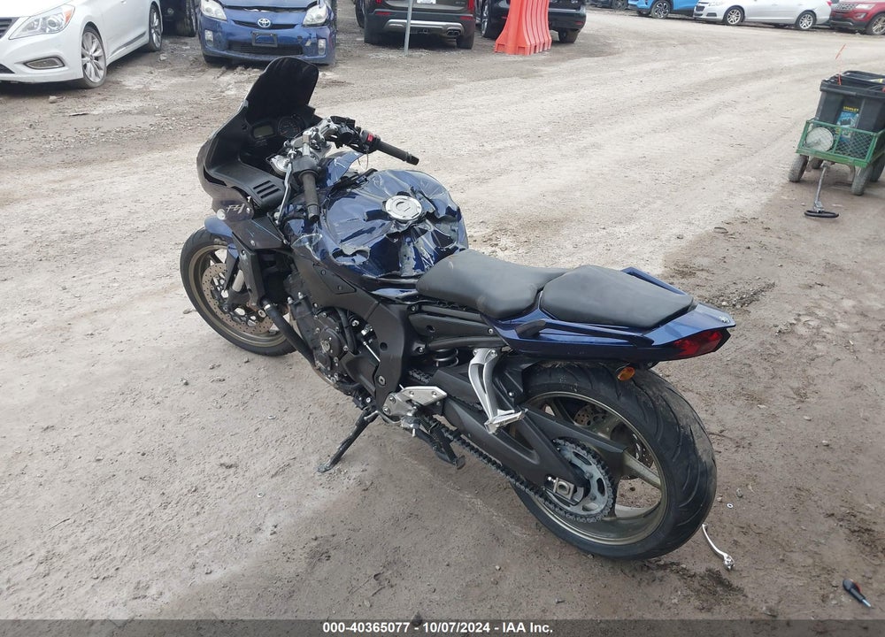 2009 YAMAHA FZ1 SC VIN: JYARN17Y39A001575
