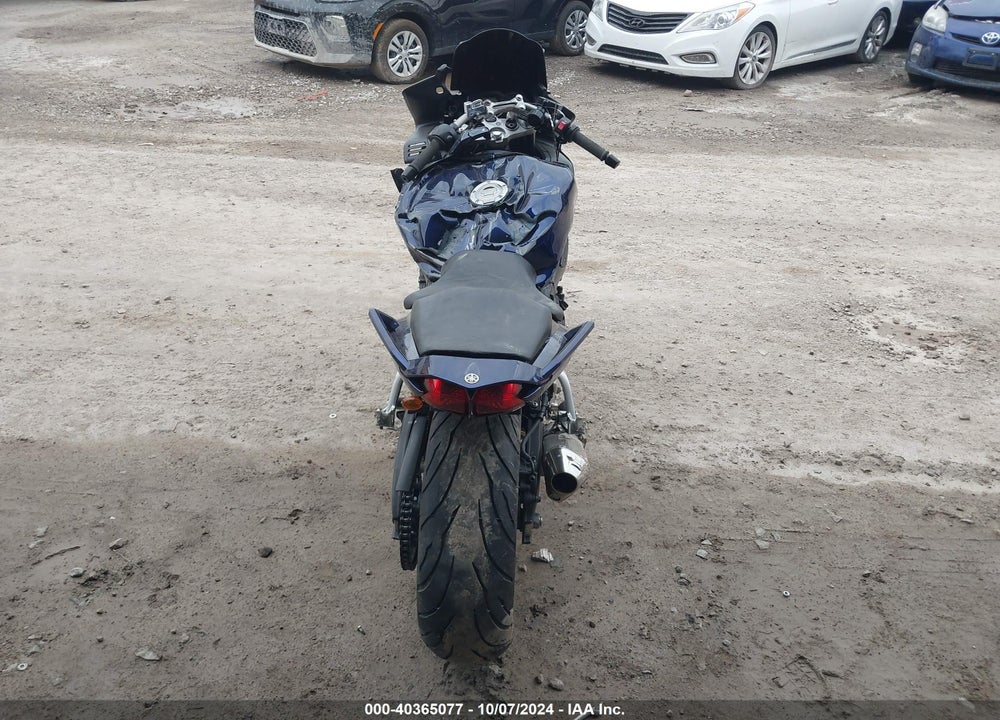2009 YAMAHA FZ1 SC VIN: JYARN17Y39A001575