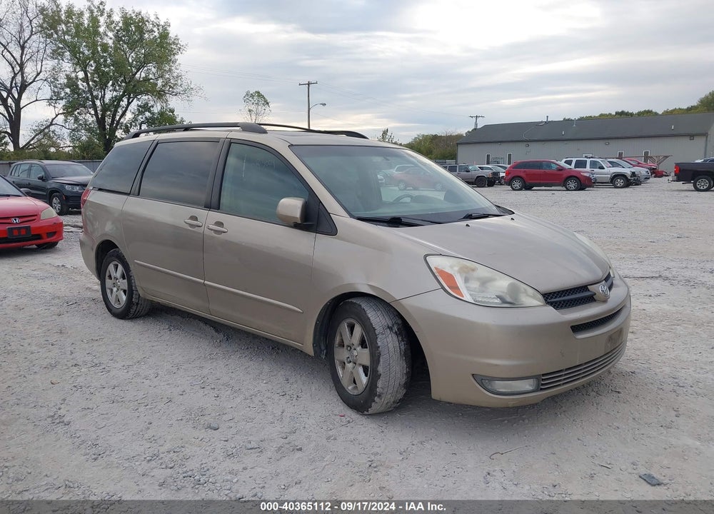 2004 TOYOTA SIENNA XLE VIN: 5TDZA22C94S172537