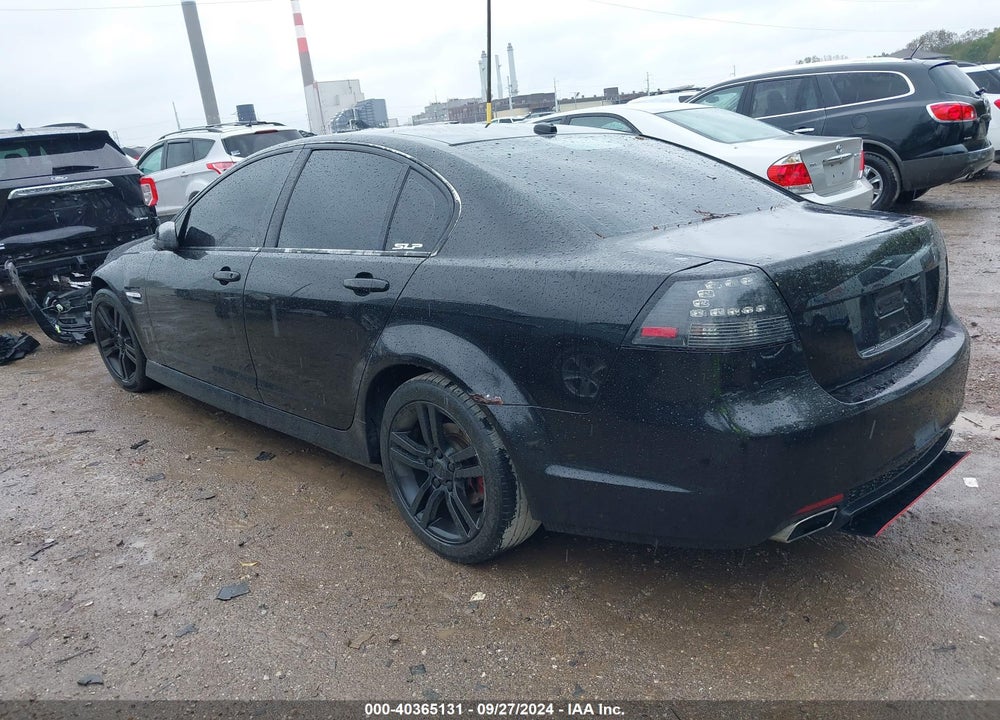 2008 PONTIAC G8 VIN: 6G2ER57718L138420