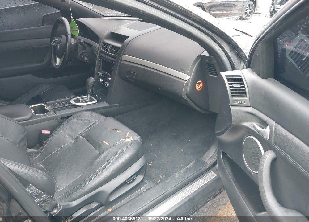 2008 PONTIAC G8 VIN: 6G2ER57718L138420