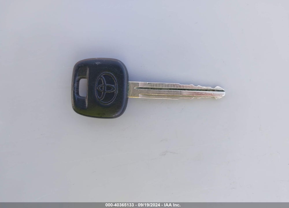 2009 TOYOTA TACOMA VIN: 5TENX22N69Z626445
