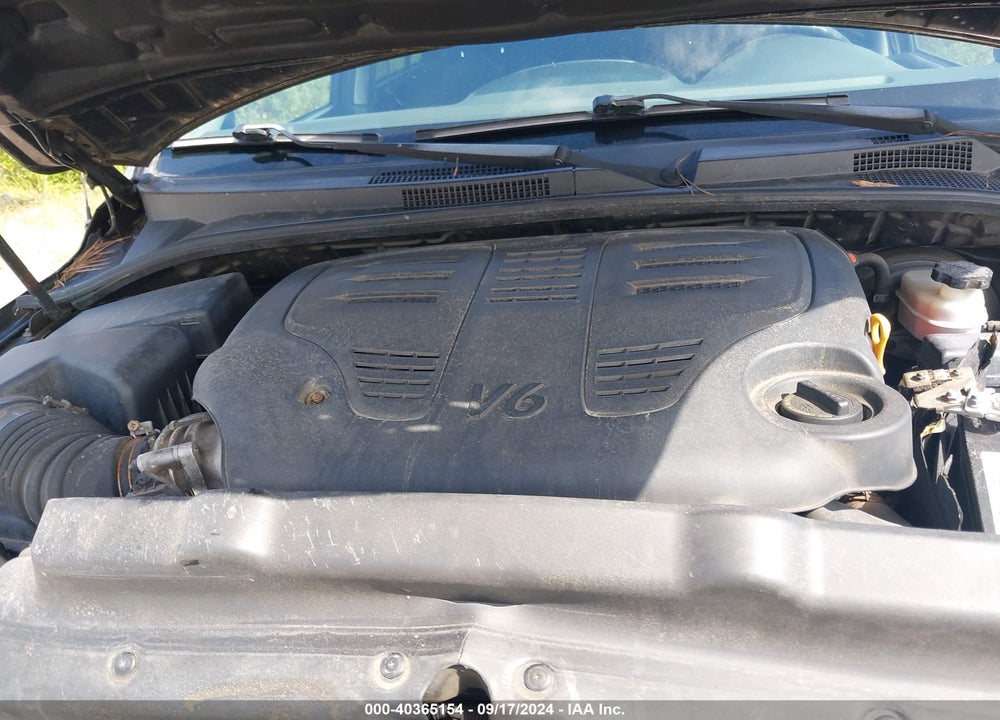 2009 KIA SORENTO LX VIN: KNDJD735995896775