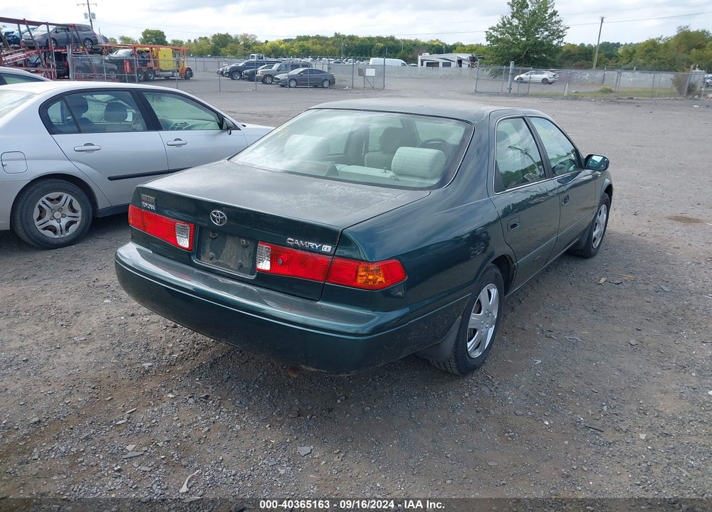 2001 TOYOTA CAMRY VIN: 4T1BG22K71U844783