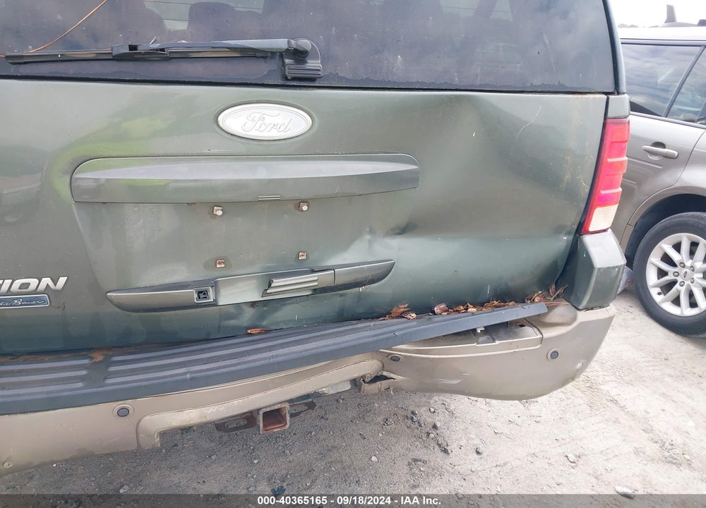 2004 FORD EXPEDITION VIN: 1FMRU17W34LA97609