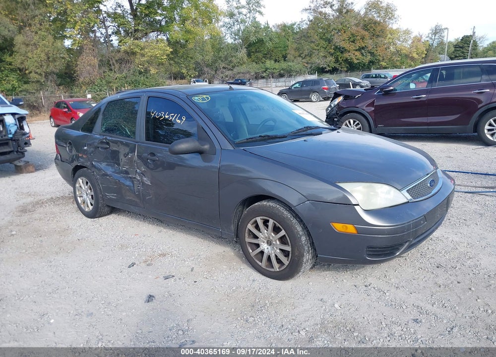 2005 FORD FOCUS ZX4 VIN: 1FAFP34N15W169015