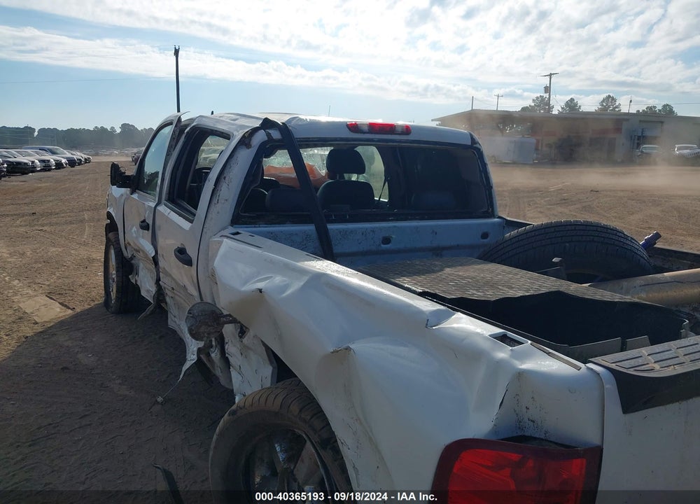 2009 CHEVROLET SILVERADO 1500 LT VIN: 3GCEC23029G237196