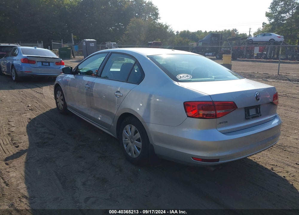 2015 VOLKSWAGEN JETTA 2.0L S VIN: 3VW2K7AJ2FM316442